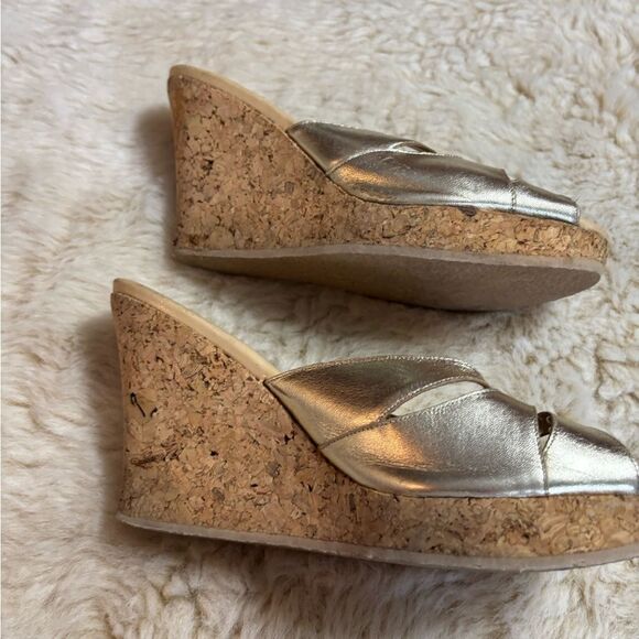 Vintage Y2K Michael Kors Gold Wedge Sandals - Picture 2 of 10